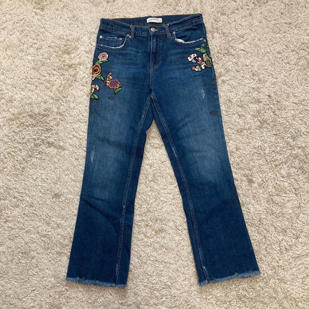 ZARA WOMAN Bootcut Embroidered Floral Jeans Ladybug Size 2 Cropped Novelty Cute